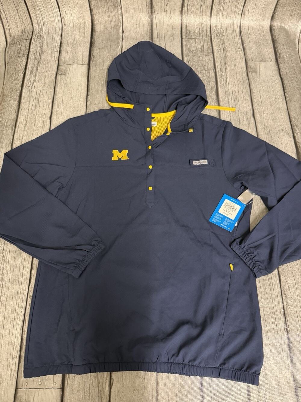 NWT Women’s Columbia Michigan Wolverines PFG Tamiami 1/4 Snap Jacket Navy Large - Picture 1 of 8